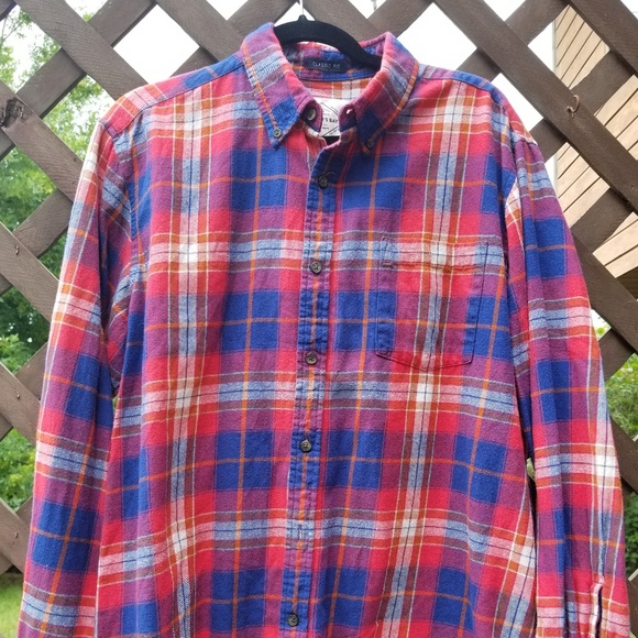 Vintage repurposed t-shirt & flannel - Picture 3 of 3